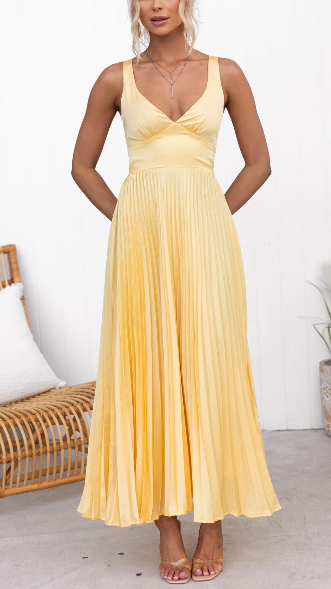 TINA | Vestido plisado con escote V