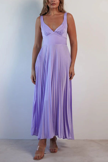 TINA | Vestido plisado con escote V